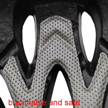 Load image into Gallery viewer, Integrally-molded Super Light Cycling Helmet